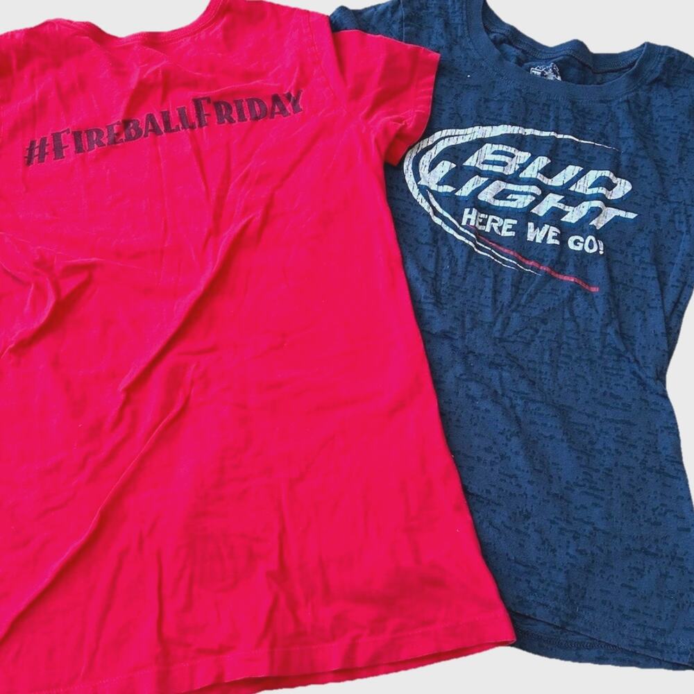 Y2K Fireball Whiskey & Bud Light Women’s T-shirt M Bartender Fireball Friday VTG